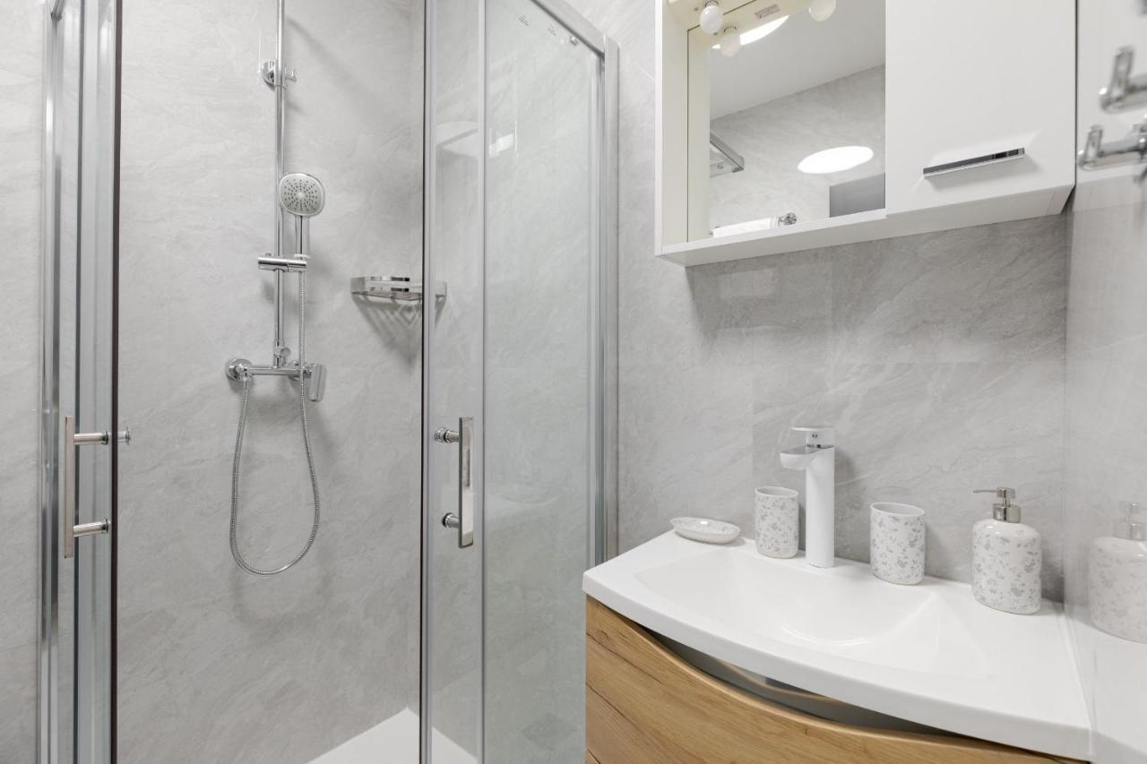 Apartman Downtown Dl Ζάγκρεμπ Εξωτερικό φωτογραφία