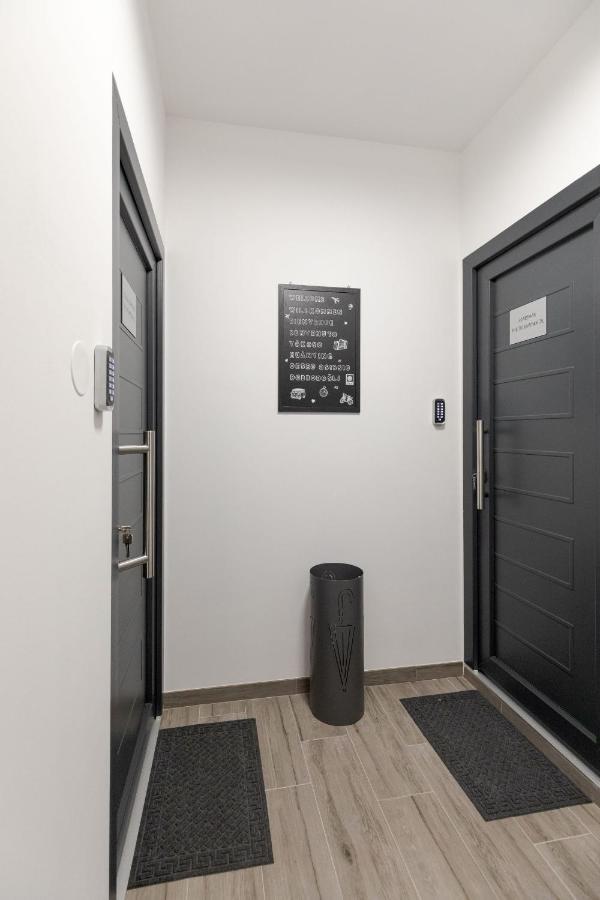 Apartman Downtown Dl Ζάγκρεμπ Εξωτερικό φωτογραφία